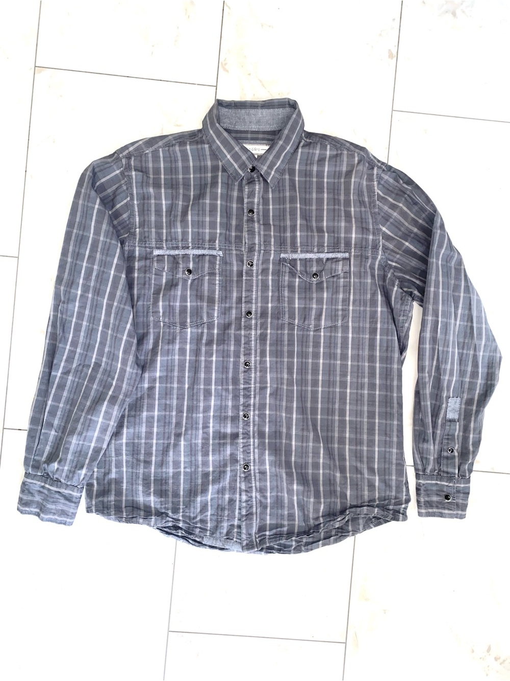 pd&c Shirt Mens LG Western Flap Pocket Pearl Snap Grey Plaid Long Sleeve Casual